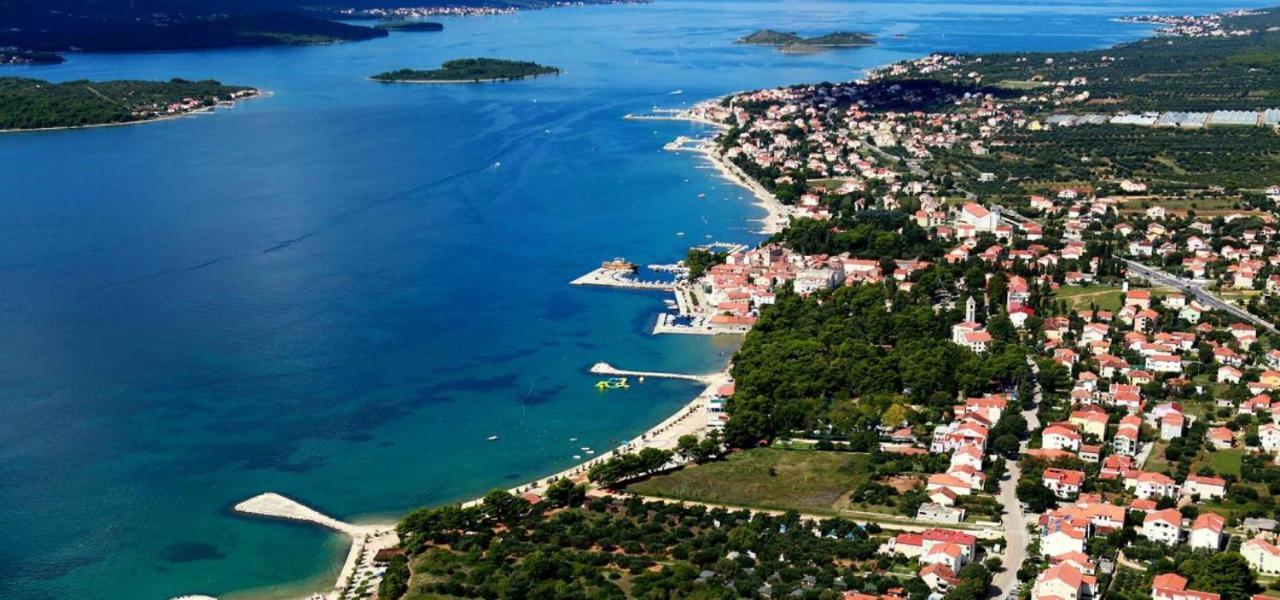 Apartman Turanj Exterior foto