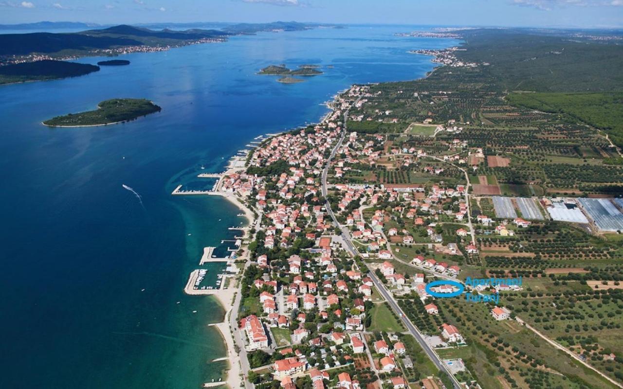 Apartman Turanj Exterior foto