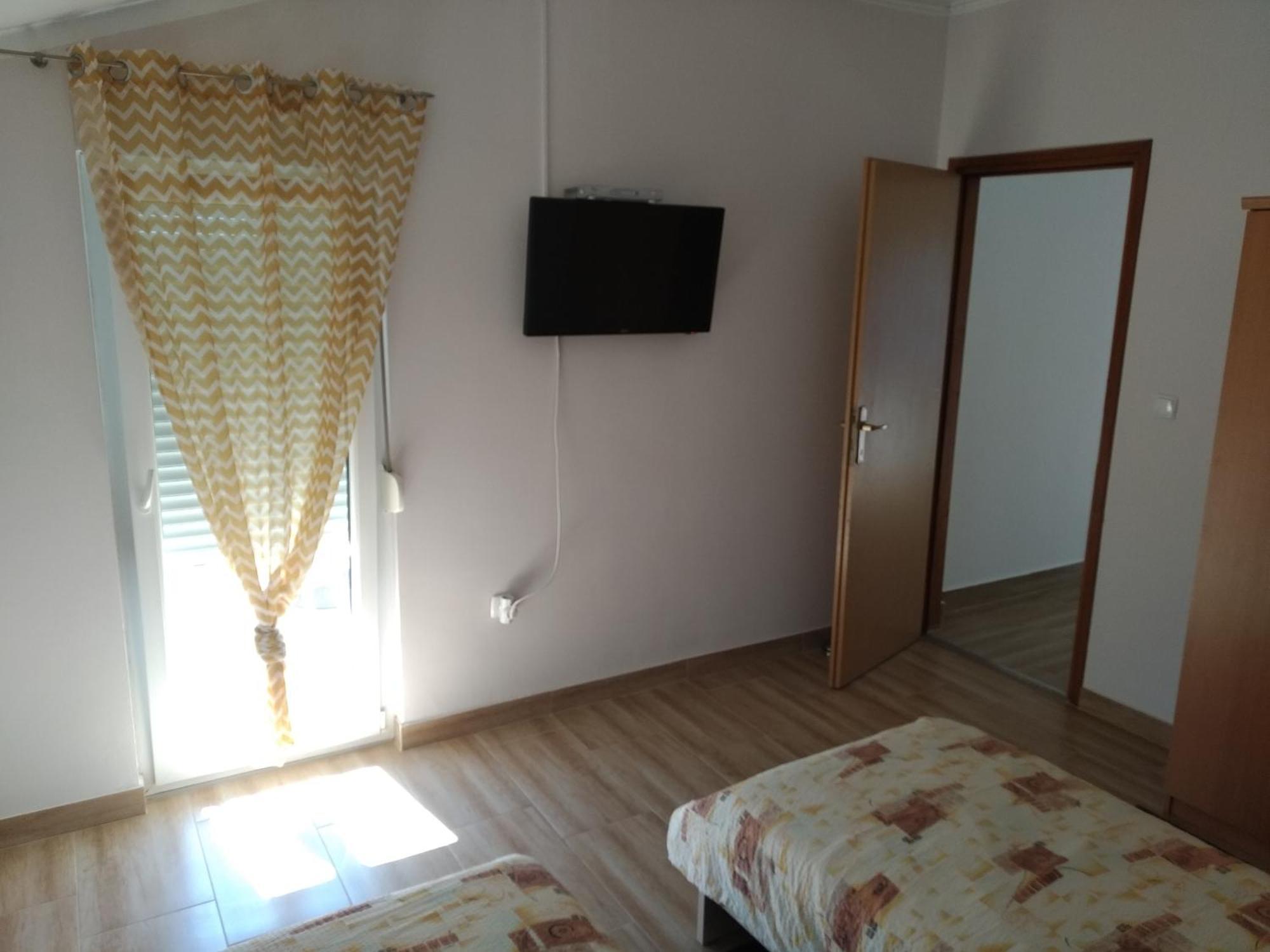 Apartman Turanj Zimmer foto